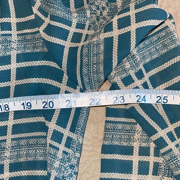 CAbi Windowpane Wrap Blouse #3068 Hi-Lo Teal Size Medium - Picture 7 of 8